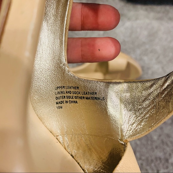 Banana Republic "Rocio" Heels Nude - Picture 8 of 9